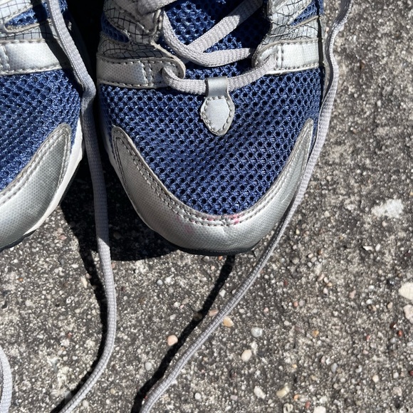 Vintage Reeboks 🎱 - Picture 5 of 16